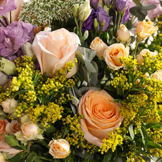 Delightful Flowers Bouquet