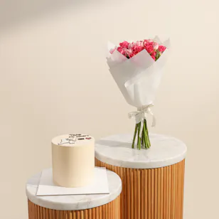 Floward Take My Heart Chocolate Cake | Touch of Romance Flowers Bouquet Floward Take My Heart Chocolate Cake | Touch of Romance Flowers Bouquet