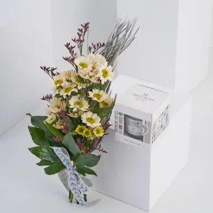 Candle Connection Caramelized Vanilla Candle| Chrysanthemum