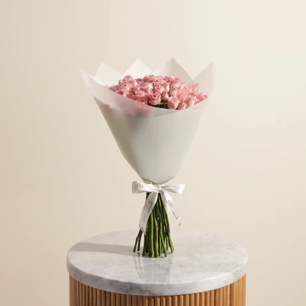 Blushing Baby Roses Bouquet | 25 Flowers