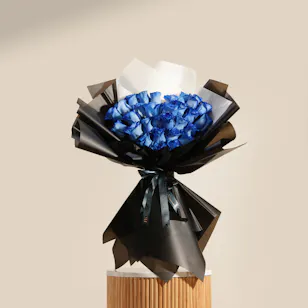 Shiny Blue Roses Bouquet Shiny Blue Roses Bouquet