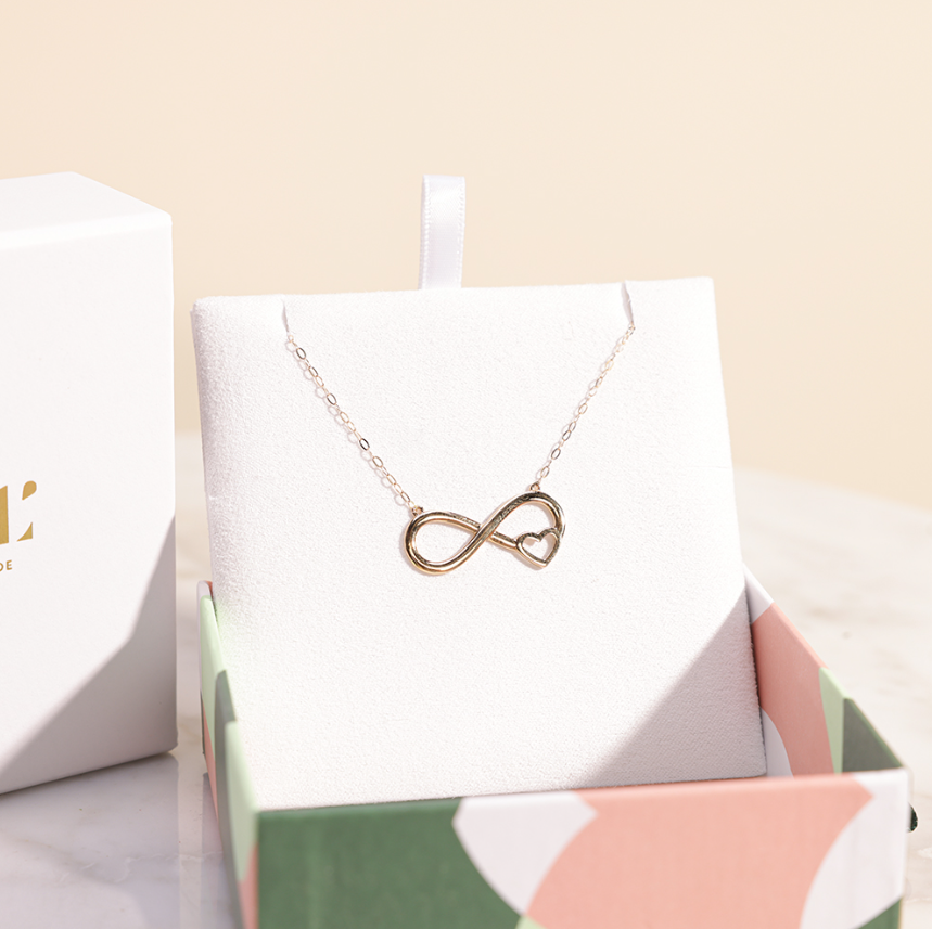 Miss L by L'azurde Infinity Necklace 