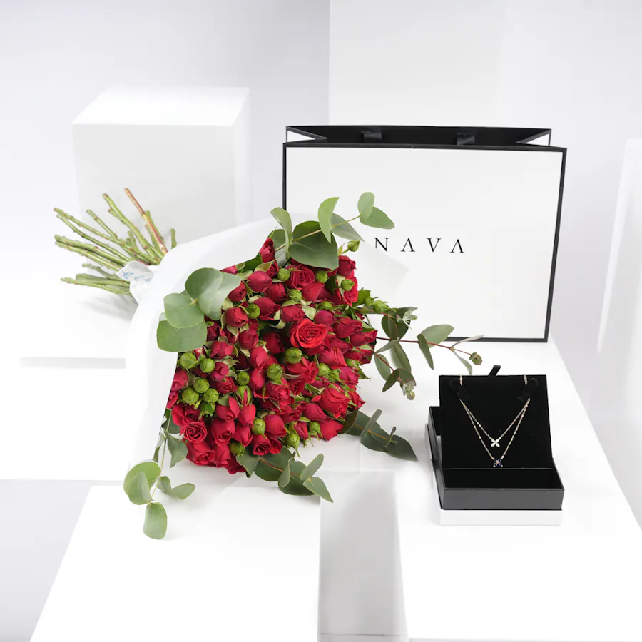 Nava Jewelry Two Layered Rose Gold Necklace | 25 Red Baby Roses Bouquet 4
