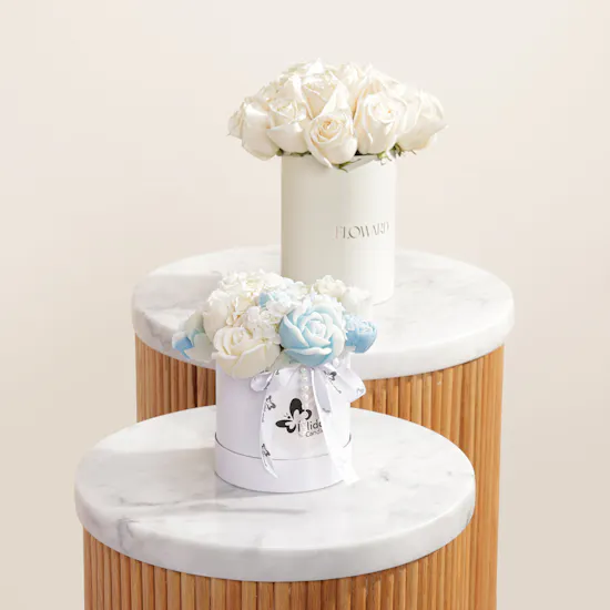 Lelido Medium Blue and White Rose Candle Bouquet | Softly Lit Gesture Flowers