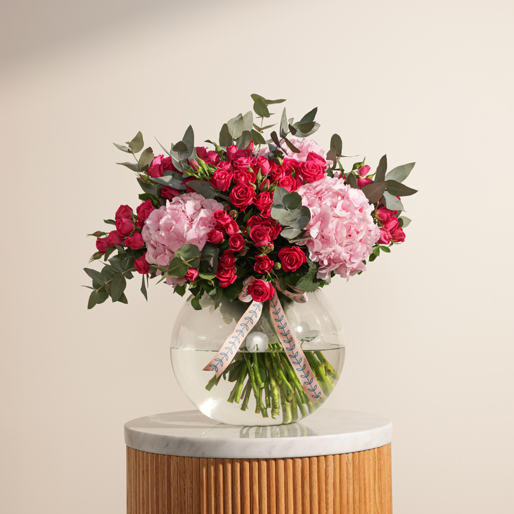 فازة زهور فوشيا ووردية