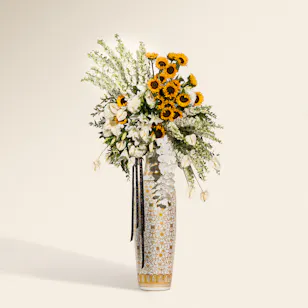 The Grand Spectacle Flower Vase