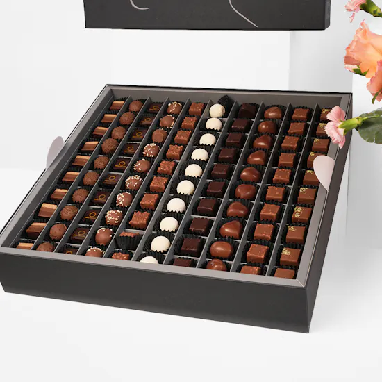 Sweetzerland Chocolate Box 2.035 kg | Roses