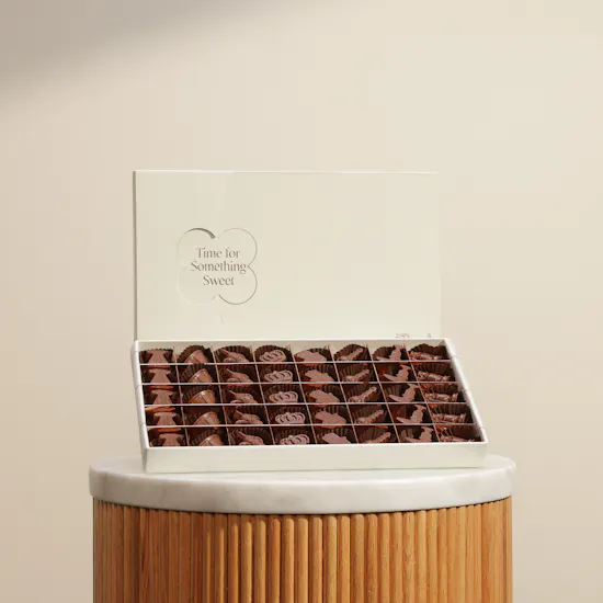 Floward Omani Taste Chocolates Box
