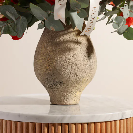 Nature’s Poise Roses Vase