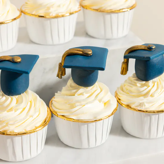 Floward Graduation Blue Hat Cupcakes | Uplifting Flower