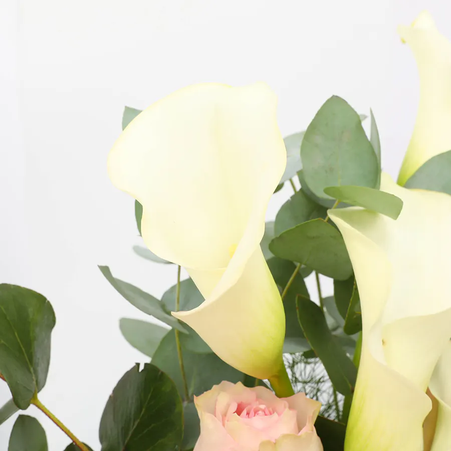 Esperance Roses & White Calla | Square Vase 4