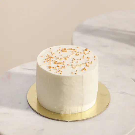 Floward Love Infinity Cake | Stunning Flowers