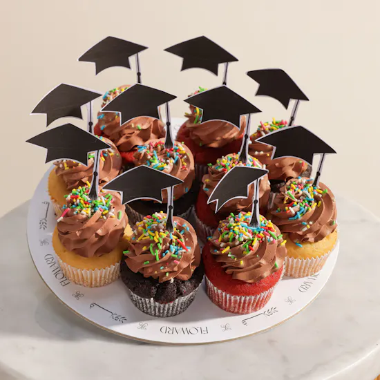 Floward Mixed Graduation Cupcakes