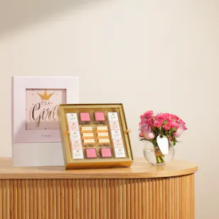 Bostani It's A Girl Chocolate Box | Blushing Elegance Flowers Vase