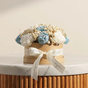 Done By SHK Medium Candle Blue and White Bouquet Done By SHK Medium Candle Blue and White Bouquet