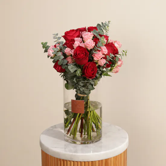 Stunning Flowers Vase