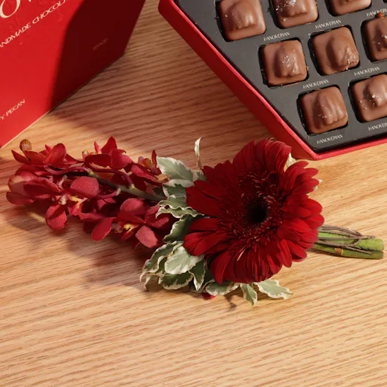 Hanoverian Mixed Chocolate Box and Romantic Red Flowers