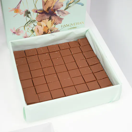 Hanoverian Caramel Chocolate | Vase