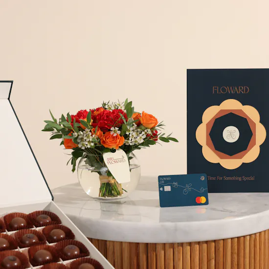 بطاقة فلاورد بقيمة 35 دينار بحريني | زهور و شوكولاتة حب مزهر