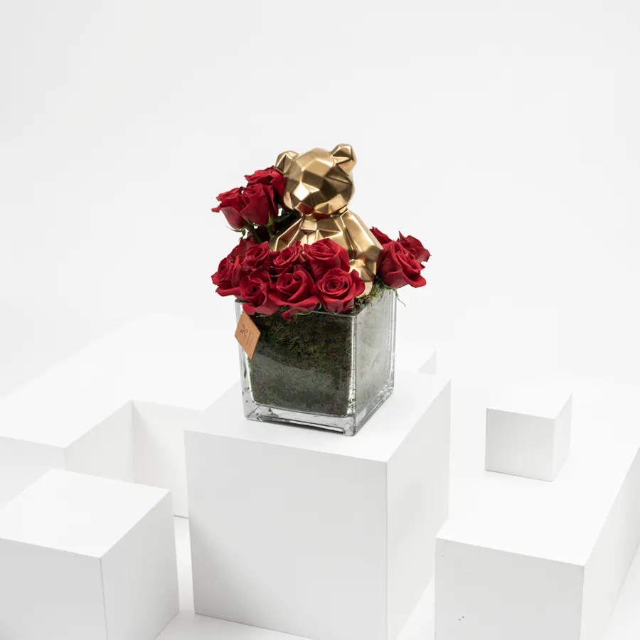 Teddy Bear | Red Roses Vase 1