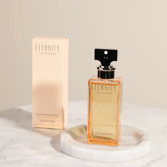 عطر إترنيتي انتنس او دي بارفيوم للنساء من كالفين كلاين
