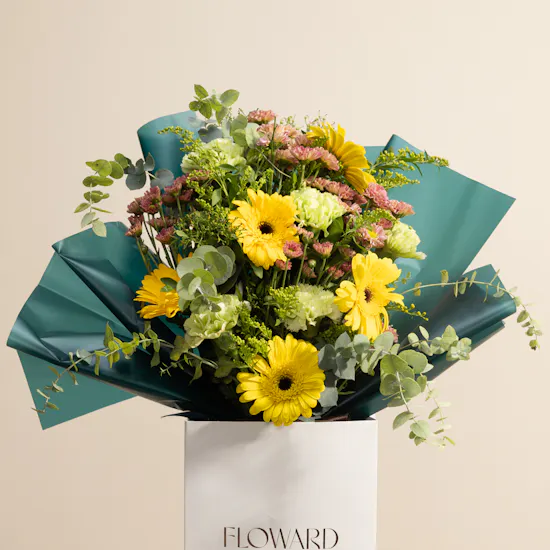 Soft Radiance Flowers Bouquet