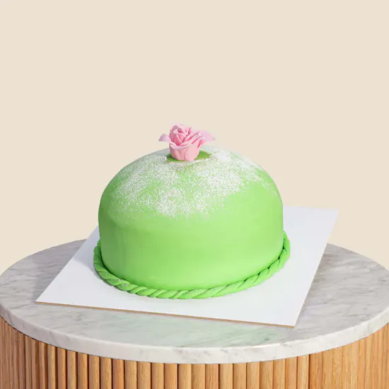 Floward Mint Blossom Cake