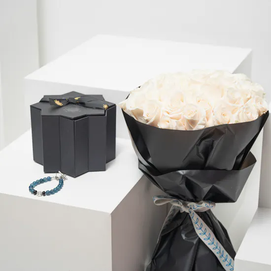Tasneem Eshki Grace Bracelet | 30 White Roses Bouquet