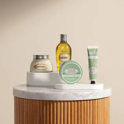L'Occitane Almond Exfoliating Gift Set L'Occitane Almond Exfoliating Gift Set