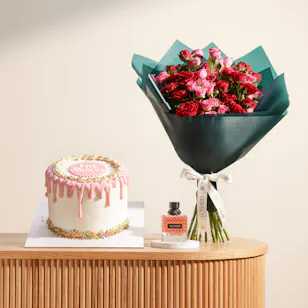 Floward Eid Pink Cake | Valentino Donna Born in Roma and Flowers