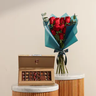 Soucolat Sukoon Chocolate Box | Shinny Flowers Soucolat Sukoon Chocolate Box | Shinny Flowers