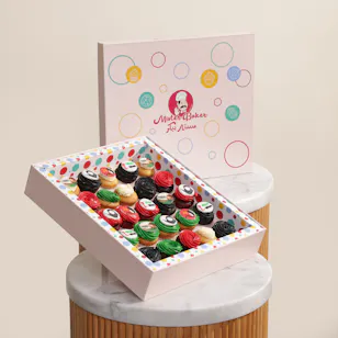 Mister Baker Emirati Women’s Day Mini Cupcakes Mister Baker Emirati Women’s Day Mini Cupcakes