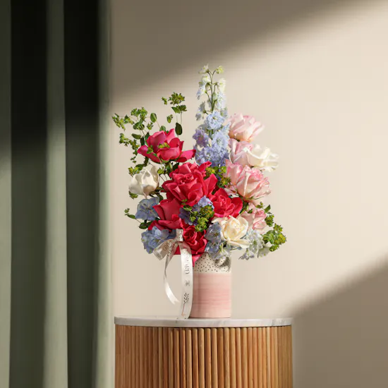 Scarlet Dream Flowers Vase
