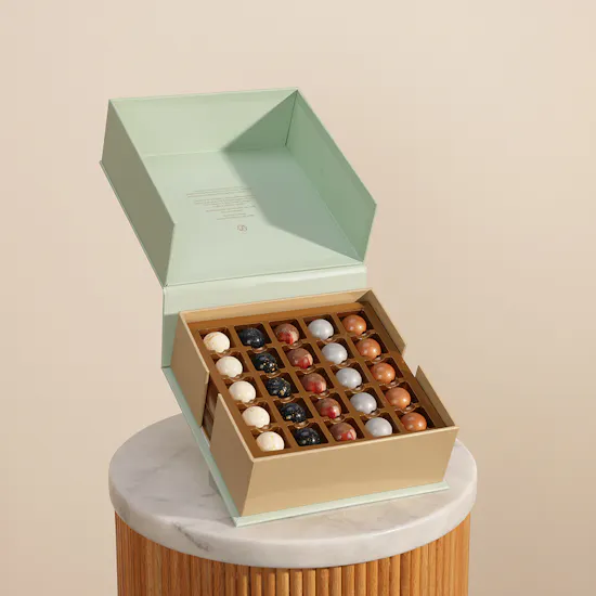 Nua Signature Arabesque Chocolate Box