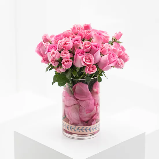 Pink Roses | Finger Heart