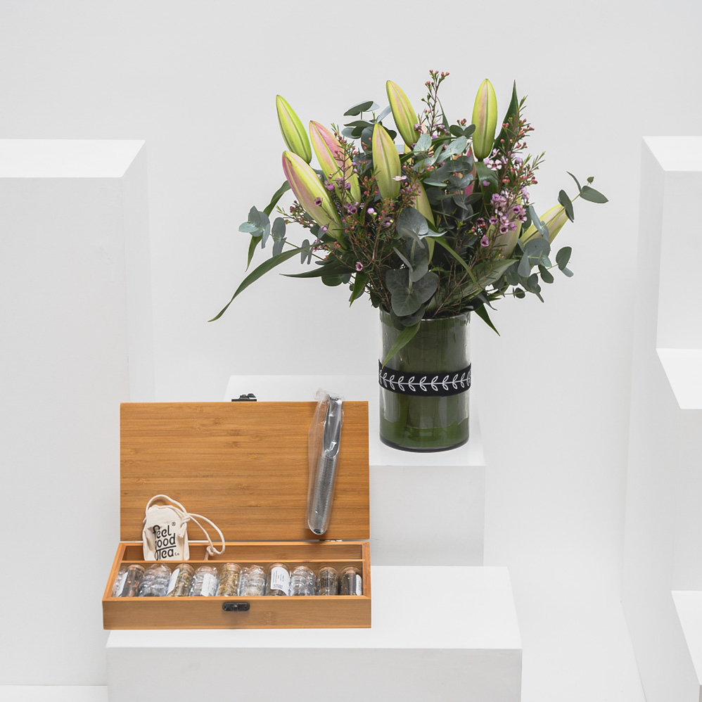 صندوق الشاي الخشبي من فيل جود تي | مزهرية ورد