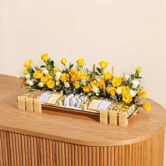 Floward Chocolate Tray | Bright Roses