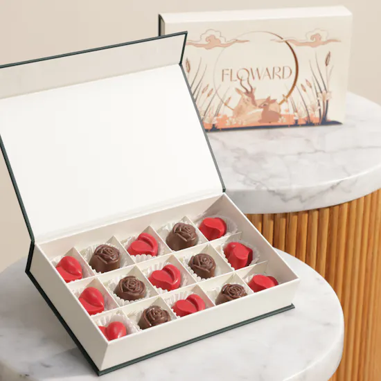 Floward Tender Heart Small Chocolate Box