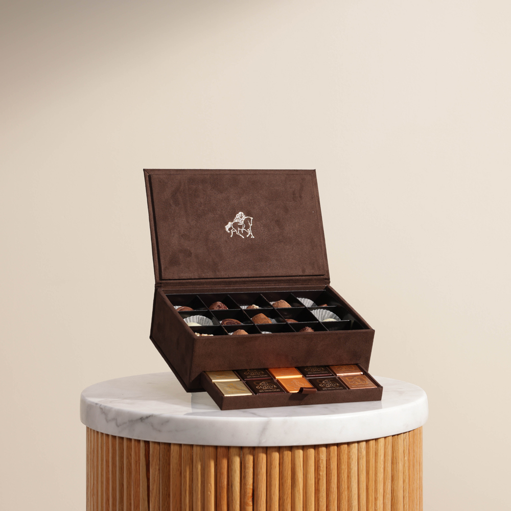 صندوق شوكولاتة رويال بني من جوديفا | 45 قطعة