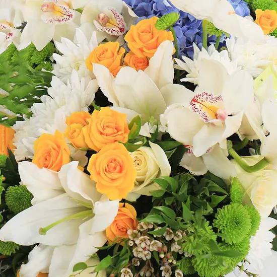 Flowery Glowing Centerpiece