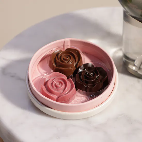 Bostani Rose Chocolate Box | Flowers Vase