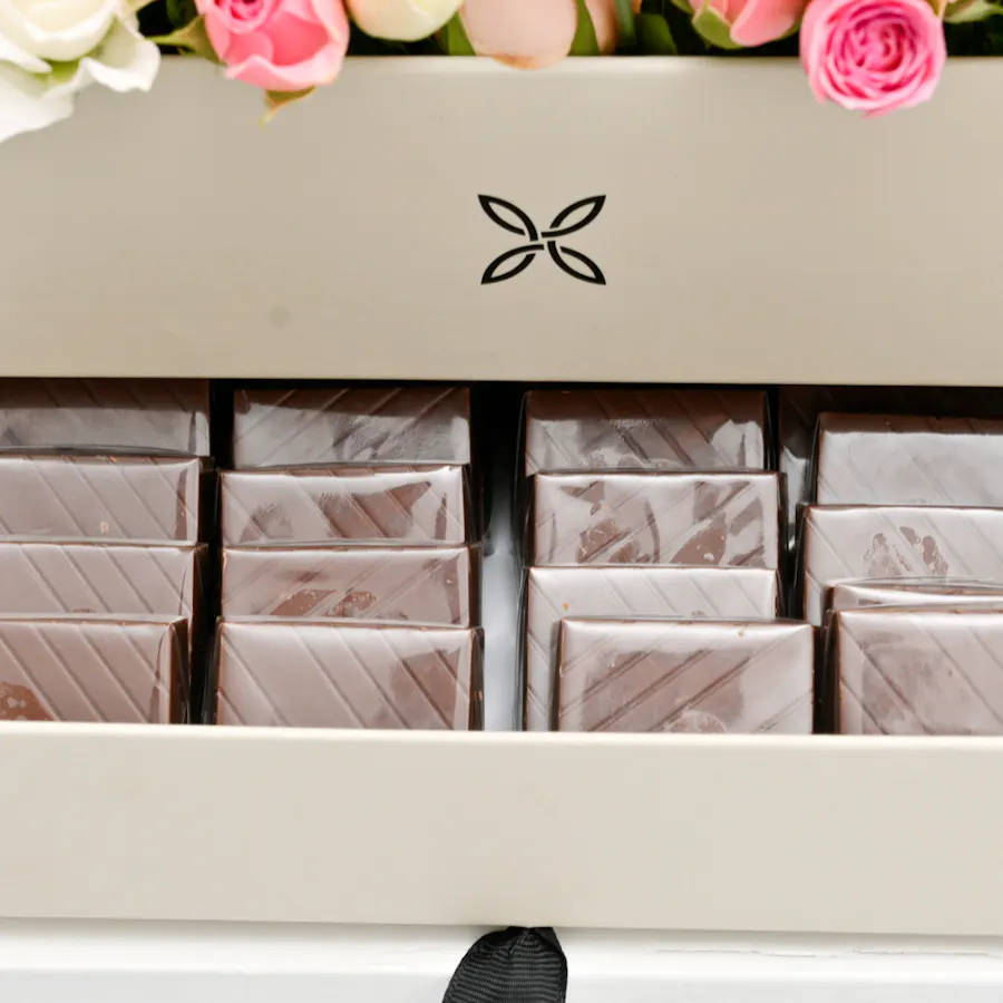 YSL Libre | Chocolates | Flowers  4
