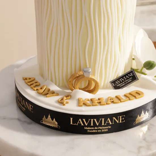 Laviviane Personalized White Orchid Engagement or Wedding Cake | Pride Flower Vase