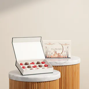 Floward Tender Heart Small Chocolate Box