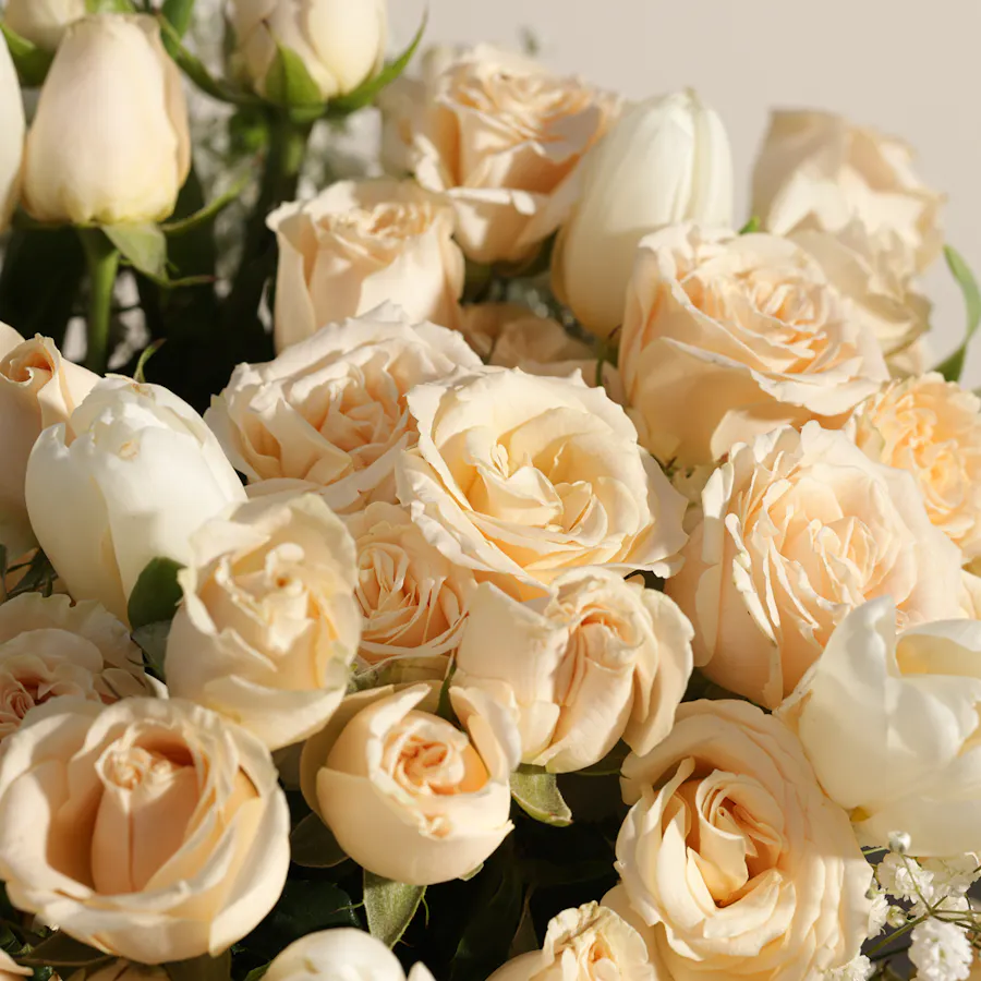 Delicate Joy Vase 3