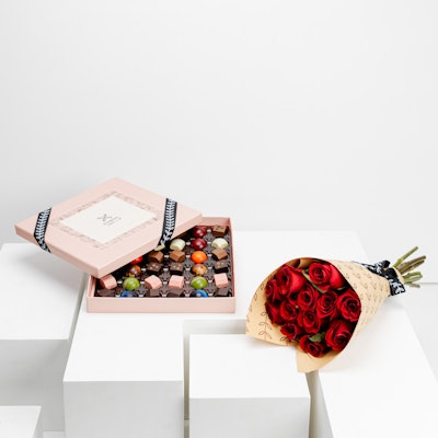 Floward Chocolate Big Box | Red Roses