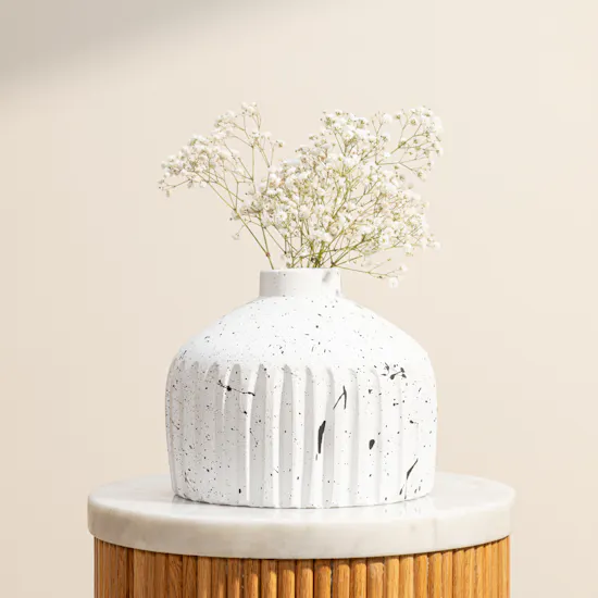 Ukiyo Whispering White Gypsophila Covey Vase