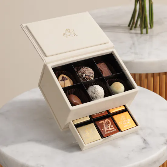 Godiva Royal Beige Small Chocolate Box | I Love You Flower Bouquet