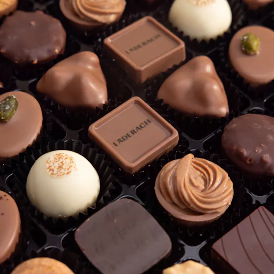 Läderach Praline Assorted Extra Large Chocolate Box
