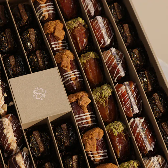 Nua Stuffed Dates Classic Blue Box